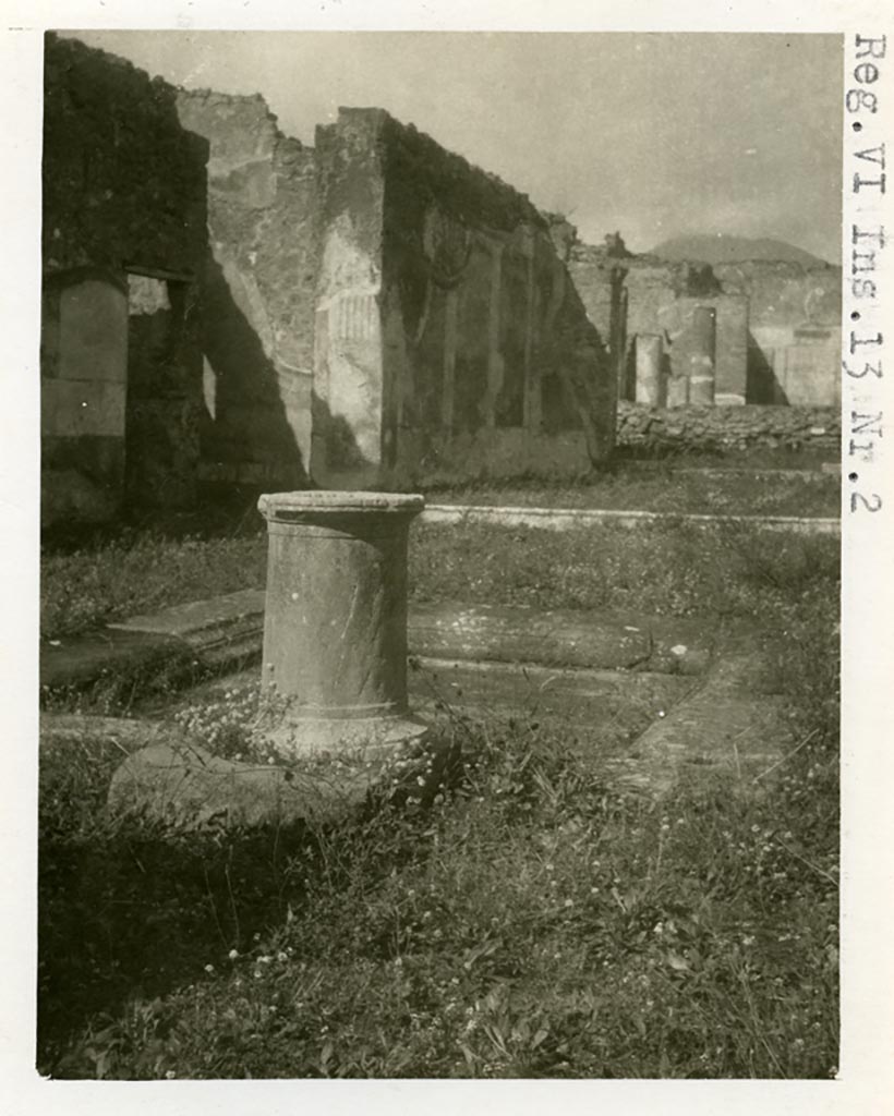 VI 13 2 Pompeii Pre 1937 39 Looking Across Impluvium In Atrium